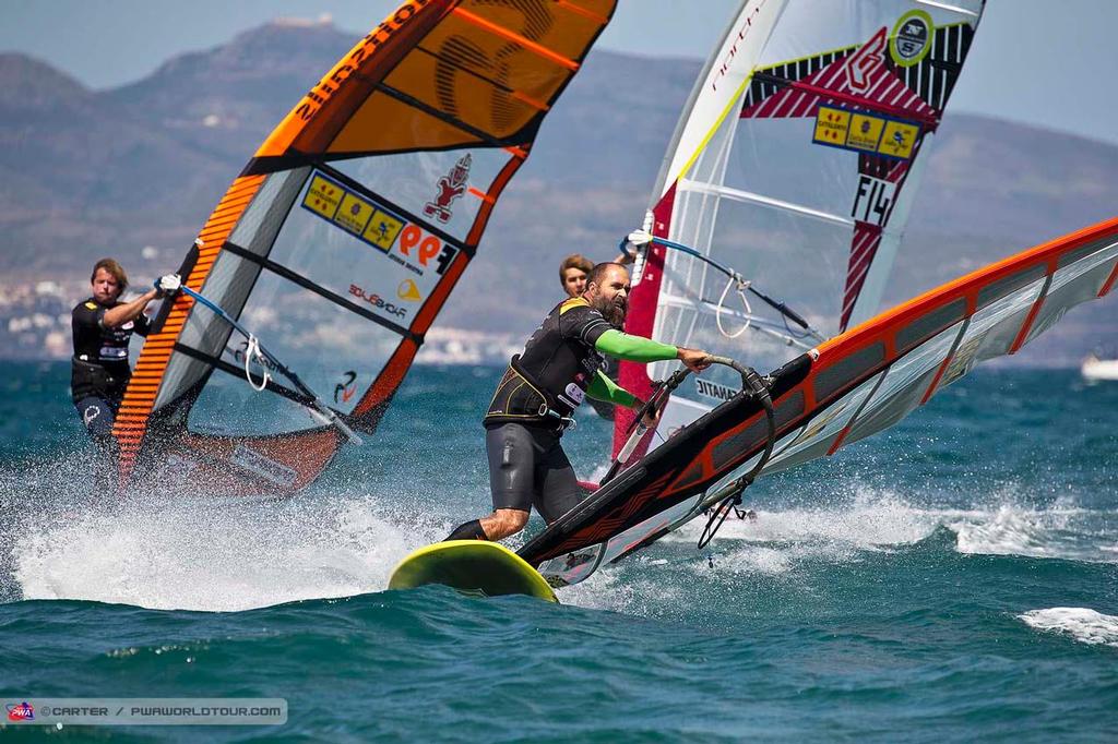 Buzianis cranks a gybe - 2014 PWA Catalunya World Cup, Day 5 ©  Carter/pwaworldtour.com http://www.pwaworldtour.com/